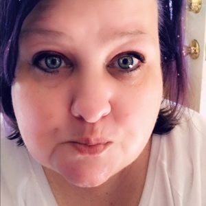 Meet your Posher, Beverly